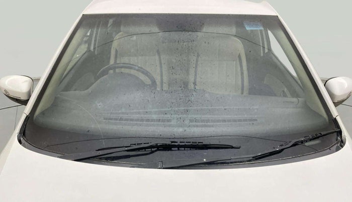 2013 Volkswagen Polo HIGHLINE1.2L, Petrol, Manual, 75,090 km, Front Windshield
