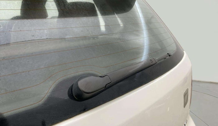 2013 Volkswagen Polo HIGHLINE1.2L, Petrol, Manual, 75,090 km, Rear Wiper