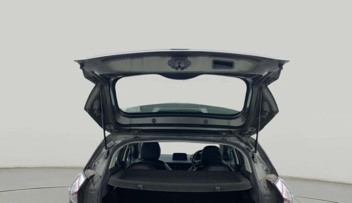2022 Tata NEXON XM PLUS SUNROOF PETROL, Petrol, Manual, 40,281 km, Boot Door Open