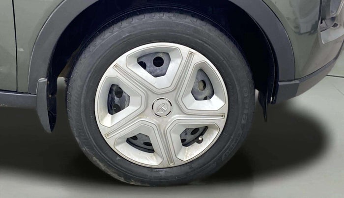 2022 Tata NEXON XM PLUS SUNROOF PETROL, Petrol, Manual, 40,281 km, Right Front Wheel