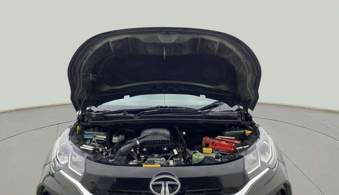 2022 Tata NEXON XM PLUS SUNROOF PETROL, Petrol, Manual, 40,281 km, Open Bonet