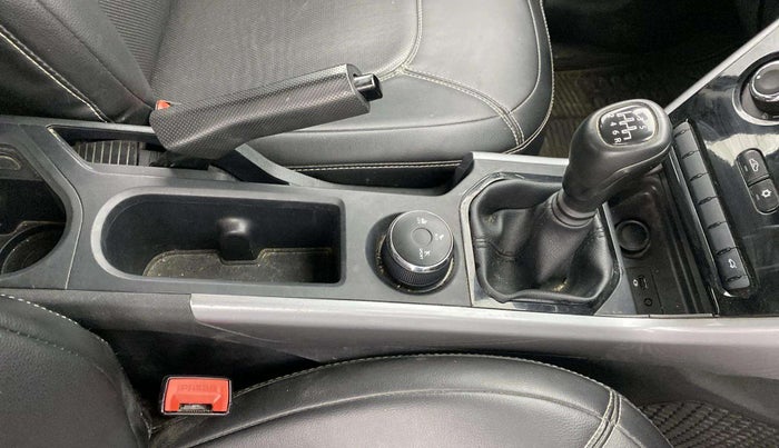 2022 Tata NEXON XM PLUS SUNROOF PETROL, Petrol, Manual, 40,281 km, Gear Lever