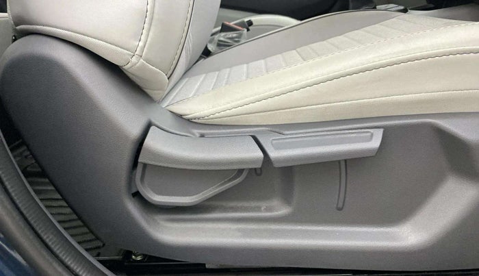 2023 Hyundai GRAND I10 NIOS SPORTZ AMT 1.2 KAPPA VTVT, Petrol, Automatic, 4,975 km, Driver Side Adjustment Panel