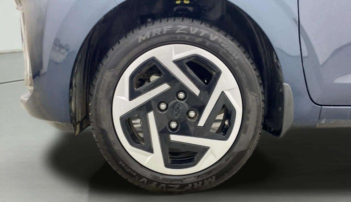 2023 Hyundai GRAND I10 NIOS SPORTZ AMT 1.2 KAPPA VTVT, Petrol, Automatic, 4,975 km, Left Front Wheel