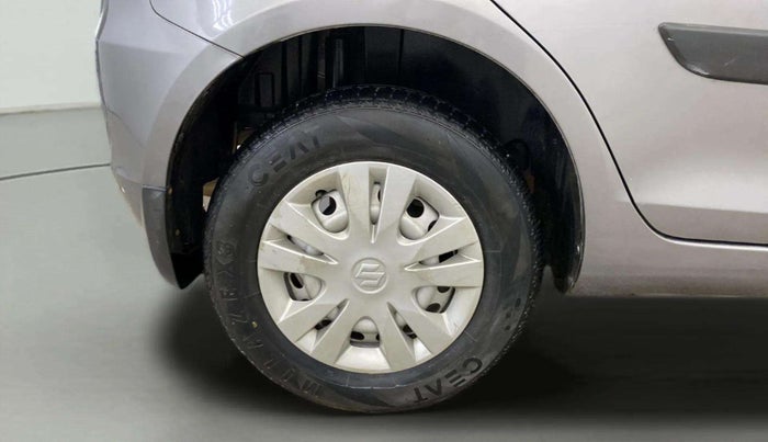 2017 Maruti Swift LXI (O), Petrol, Manual, 79,769 km, Right Rear Wheel