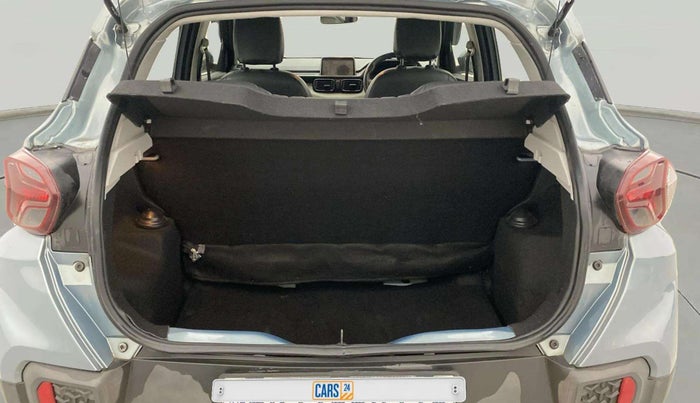 2024 Tata PUNCH ADVENTURE RHYTHM PACK MT, Petrol, Manual, 10,041 km, Boot Inside