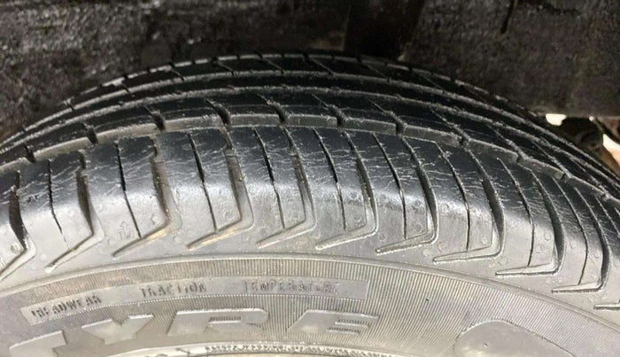 2016 Renault Kwid RXT 1.0, Petrol, Manual, 88,292 km, Left Rear Tyre Tread