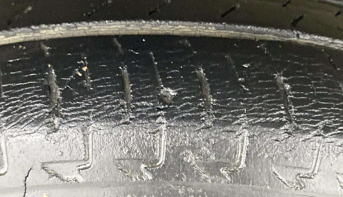 2018 Maruti IGNIS ZETA 1.2, Petrol, Manual, 36,822 km, Right Rear Tyre Tread