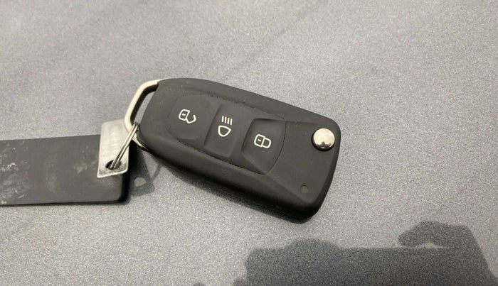 2020 Tata Tiago XZ PLUS PETROL, Petrol, Manual, 61,891 km, Key Close Up