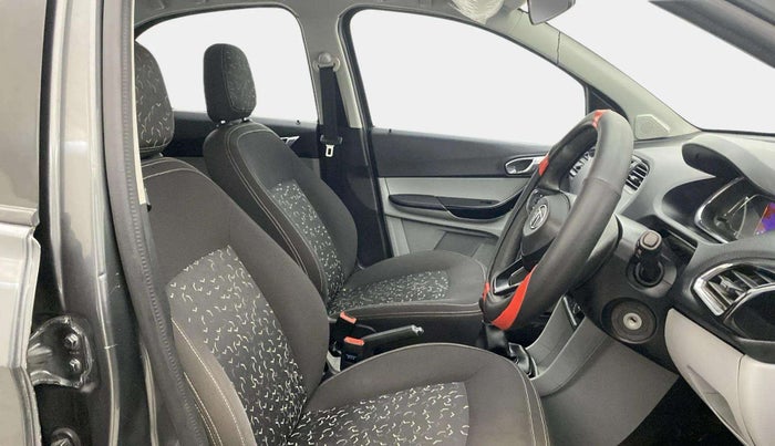 2020 Tata Tiago XZ PLUS PETROL, Petrol, Manual, 61,891 km, Right Side Front Door Cabin