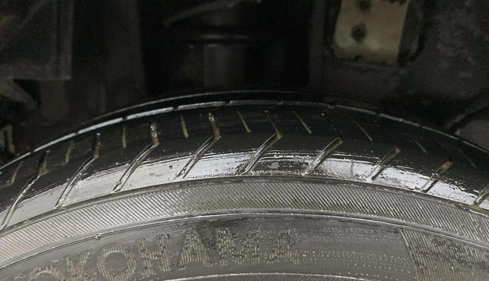 2020 Tata Tiago XZ PLUS PETROL, Petrol, Manual, 61,891 km, Right Rear Tyre Tread