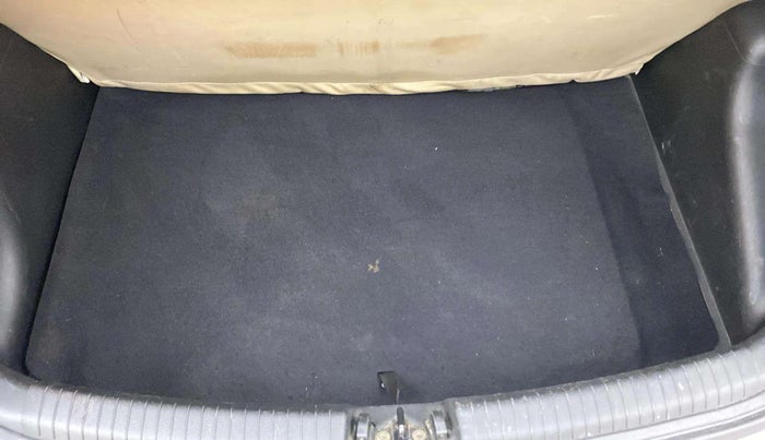 2014 Hyundai Grand i10 ASTA 1.2 KAPPA VTVT, Petrol, Manual, 72,006 km, Boot Inside
