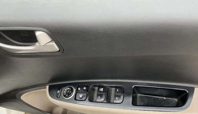 2014 Hyundai Grand i10 ASTA 1.2 KAPPA VTVT, Petrol, Manual, 72,006 km, Driver Side Door Panels Control