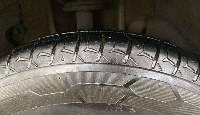 2023 Tata TIGOR XZ CNG, CNG, Manual, 54,558 km, Right Rear Tyre Tread