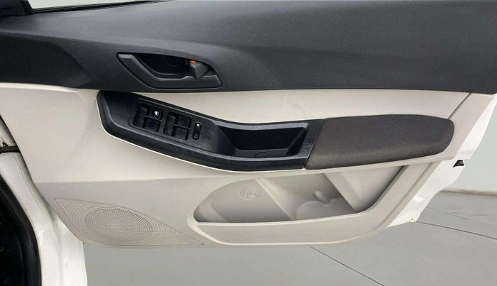 2023 Tata TIGOR XZ CNG, CNG, Manual, 54,558 km, Driver Side Door Panels Control