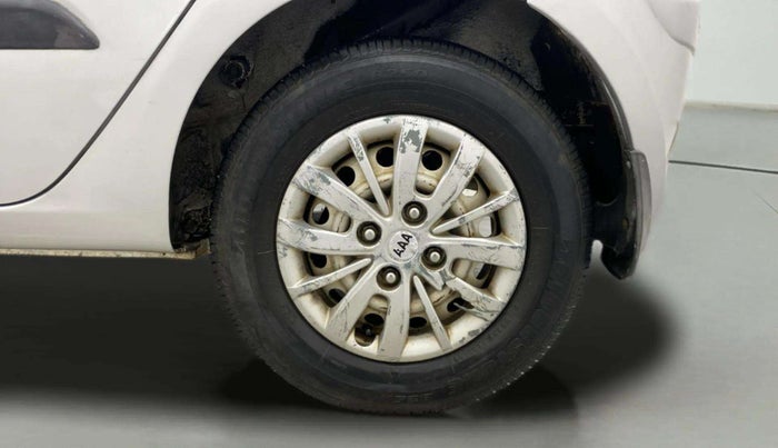 2013 Hyundai i10 ERA 1.1, Petrol, Manual, 72,678 km, Left Rear Wheel
