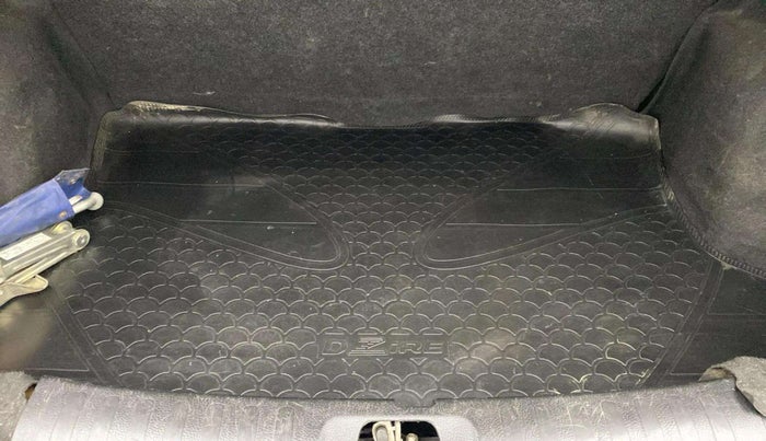 2013 Maruti Swift Dzire ZDI, Diesel, Manual, 1,10,002 km, Boot Inside