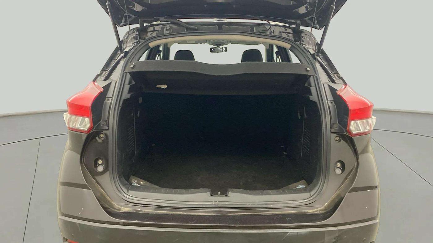 2021 Nissan Kicks XV 1.5, Petrol, Manual, 69,184 km, Boot Inside