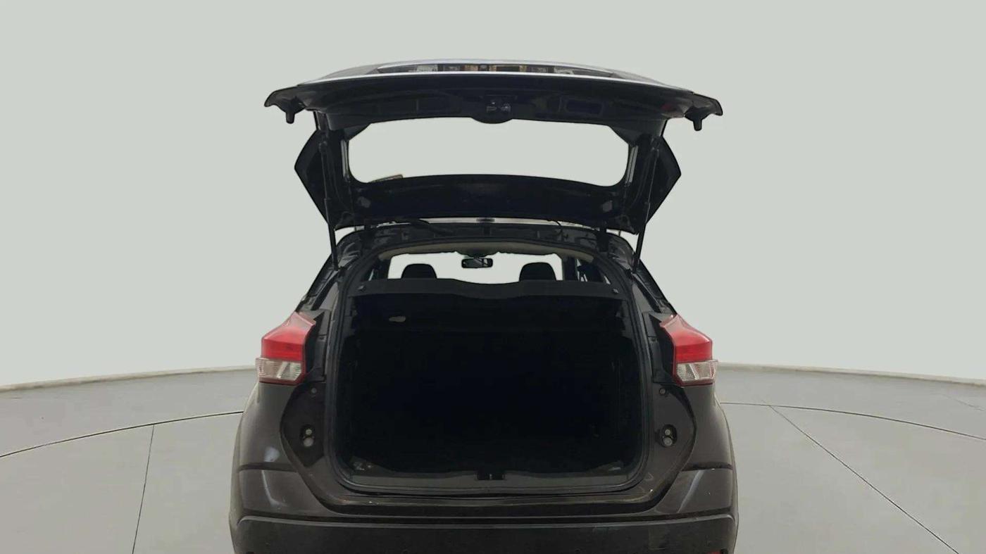2021 Nissan Kicks XV 1.5, Petrol, Manual, 69,184 km, Boot Open Zoomed View