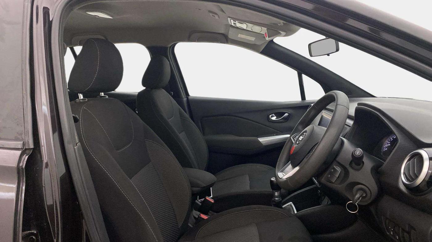 2021 Nissan Kicks XV 1.5, Petrol, Manual, 69,184 km, Right Side Front Door Cabin