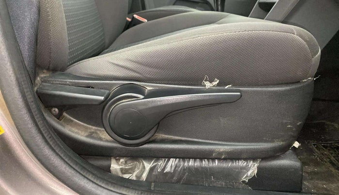 2017 Tata TIGOR XT PETROL, Petrol, Manual, 63,613 km, Driver Side Adjustment Panel