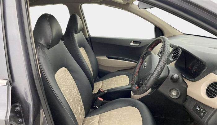 2019 Hyundai Grand i10 SPORTZ 1.2 KAPPA VTVT, CNG, Manual, 82,561 km, Right Side Front Door Cabin