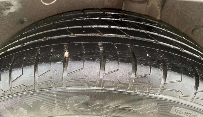 2022 Hyundai Creta SX EXECUTIVE 1.5 PETROL, Petrol, Manual, 24,518 km, Left Rear Tyre Tread