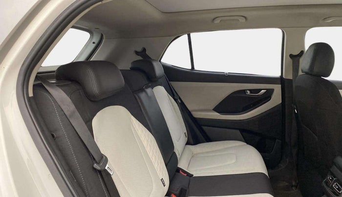 2022 Hyundai Creta SX EXECUTIVE 1.5 PETROL, Petrol, Manual, 24,518 km, Right Side Rear Door Cabin