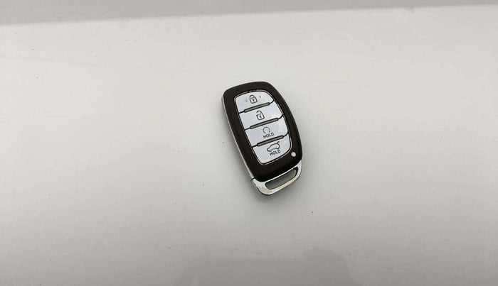 2022 Hyundai Creta SX EXECUTIVE 1.5 PETROL, Petrol, Manual, 24,518 km, Key Close Up