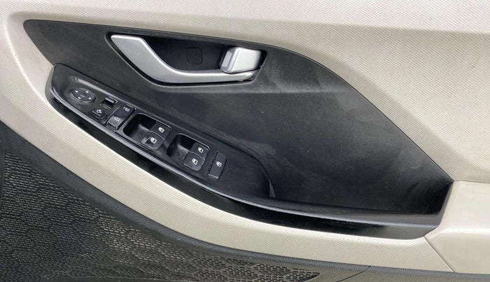 2022 Hyundai Creta SX EXECUTIVE 1.5 PETROL, Petrol, Manual, 24,518 km, Driver Side Door Panels Control