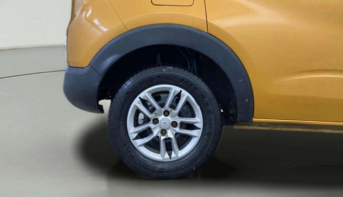 2020 Renault TRIBER RXL MT, Petrol, Manual, 54,355 km, Right Rear Wheel