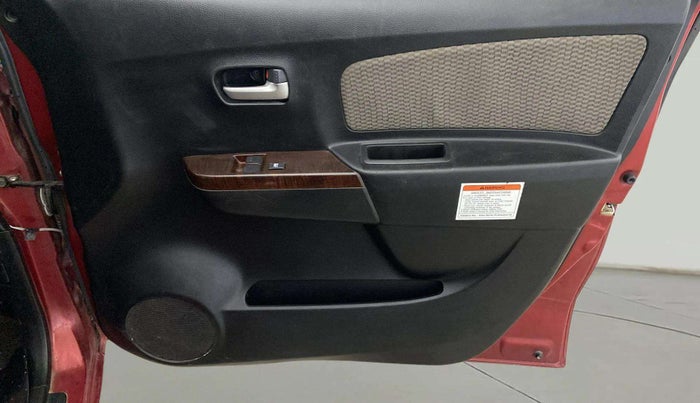 2014 Maruti Wagon R 1.0 LXI CNG, CNG, Manual, 69,405 km, Driver Side Door Panels Control