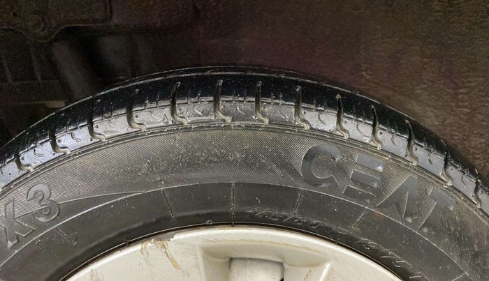 2014 Maruti Wagon R 1.0 LXI CNG, CNG, Manual, 69,405 km, Right Rear Tyre Tread