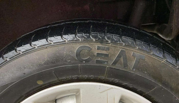 2014 Maruti Wagon R 1.0 LXI CNG, CNG, Manual, 69,405 km, Left Rear Tyre Tread