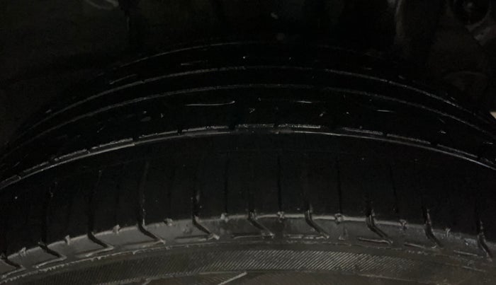 2015 Hyundai Elite i20 ASTA 1.2, Petrol, Manual, 80,455 km, Left Rear Tyre Tread