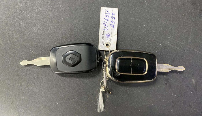 2023 Renault Kwid RXL 1.0 (O), Petrol, Manual, 27,767 km, Key Close Up