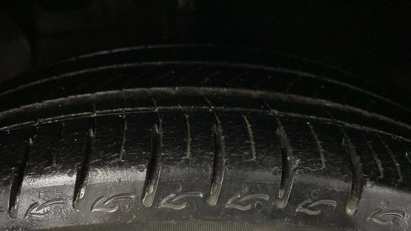 2020 Hyundai AURA SX PLUS 1.2 AMT, Petrol, Automatic, 12,788 km, Left Front Tyre Tread