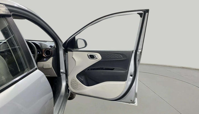 2020 Hyundai AURA SX PLUS 1.2 AMT, Petrol, Automatic, 12,671 km, RHS Front Door