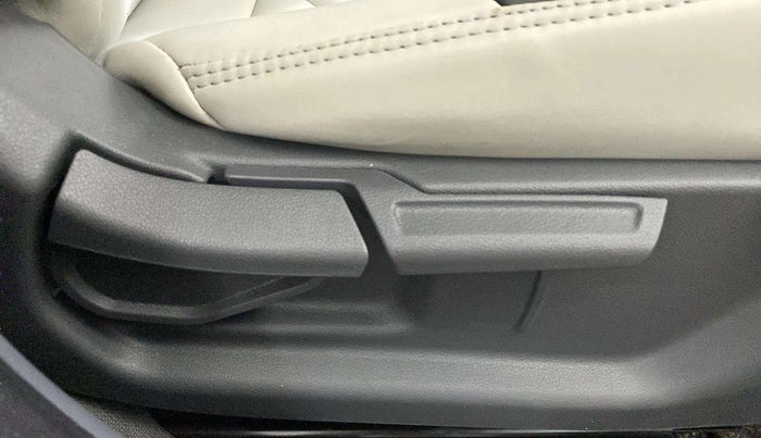 2020 Hyundai AURA SX PLUS 1.2 AMT, Petrol, Automatic, 12,671 km, Driver Side Adjustment Panel