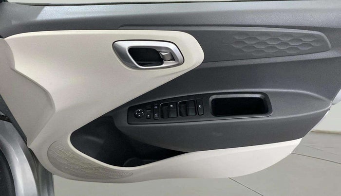 2020 Hyundai AURA SX PLUS 1.2 AMT, Petrol, Automatic, 12,671 km, Driver Side Door Panels Control