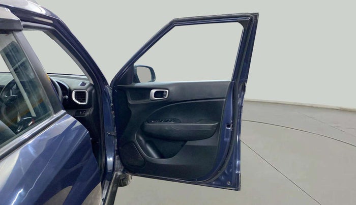 2021 Hyundai VENUE SX 1.0 TURBO IMT, Petrol, Manual, 76,786 km, RHS Front Door