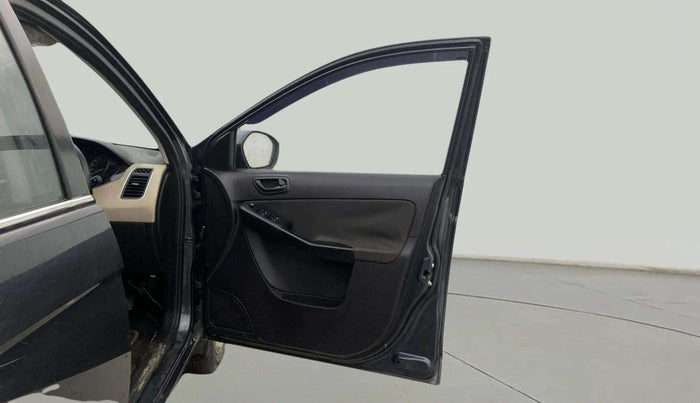2016 Tata Zest XM PETROL, Petrol, Manual, 27,813 km, RHS Front Door