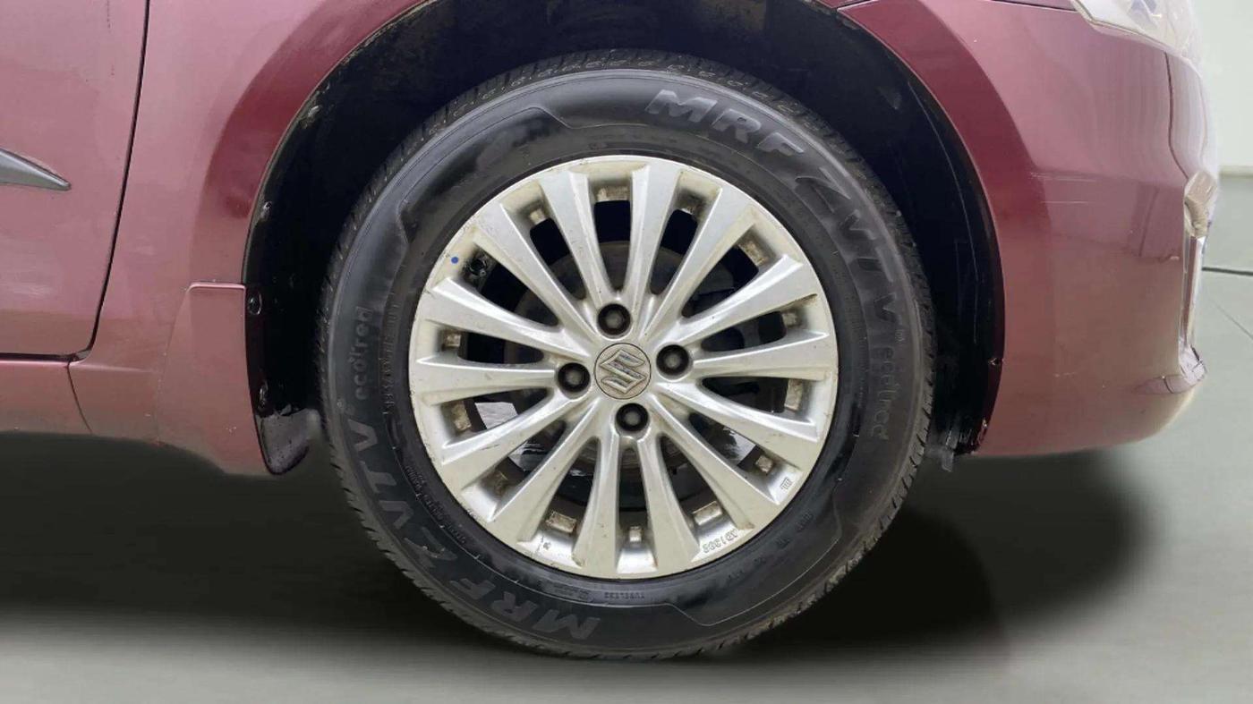 2014 Maruti Ciaz ZXI AT, Petrol, Automatic, 42,963 km, Right Front Wheel
