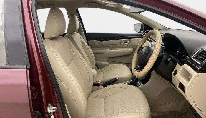 2014 Maruti Ciaz ZXI AT, Petrol, Automatic, 42,963 km, Right Side Front Door Cabin