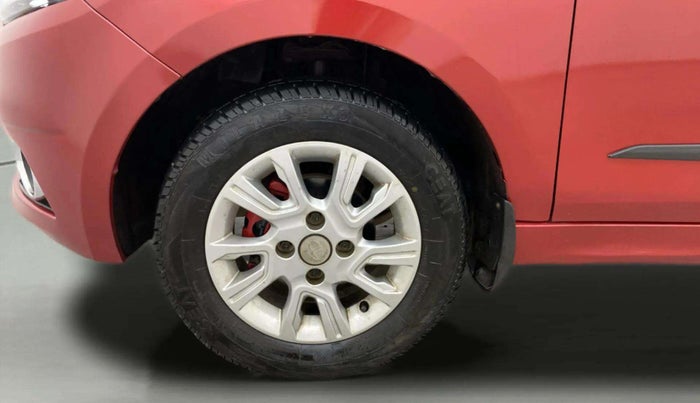 2018 Tata Tiago XZ PETROL, Petrol, Manual, 62,938 km, Left Front Wheel