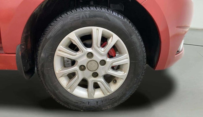 2018 Tata Tiago XZ PETROL, Petrol, Manual, 62,938 km, Right Front Wheel
