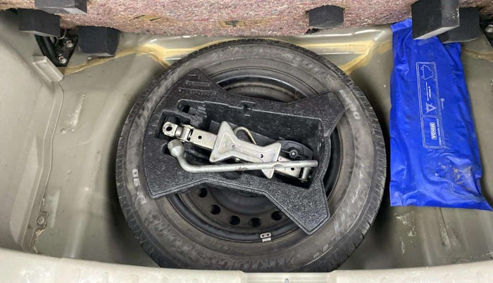 2015 Maruti Celerio ZXI, Petrol, Manual, 1,45,209 km, Spare Tyre
