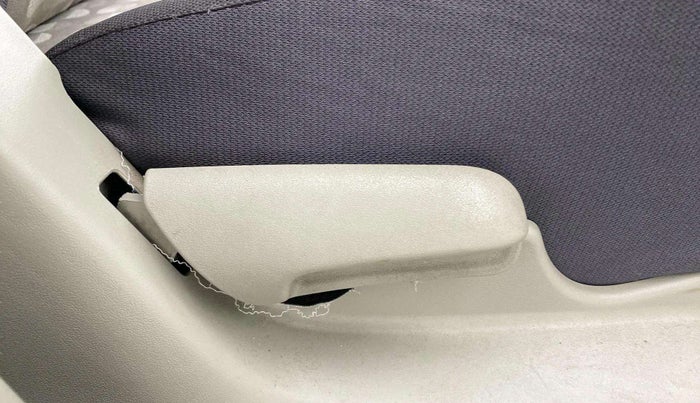 2015 Maruti Celerio ZXI, Petrol, Manual, 1,45,209 km, Driver Side Adjustment Panel
