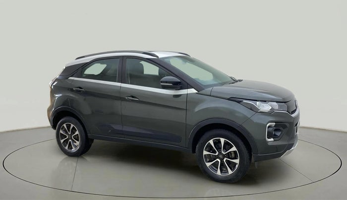 2020 Tata NEXON XZA PLUS SUNROOF DUAL TONE PETROL, Petrol, Automatic, 85,025 km, Right Front Diagonal