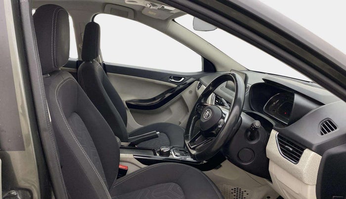 2020 Tata NEXON XZA PLUS SUNROOF DUAL TONE PETROL, Petrol, Automatic, 85,025 km, Right Side Front Door Cabin